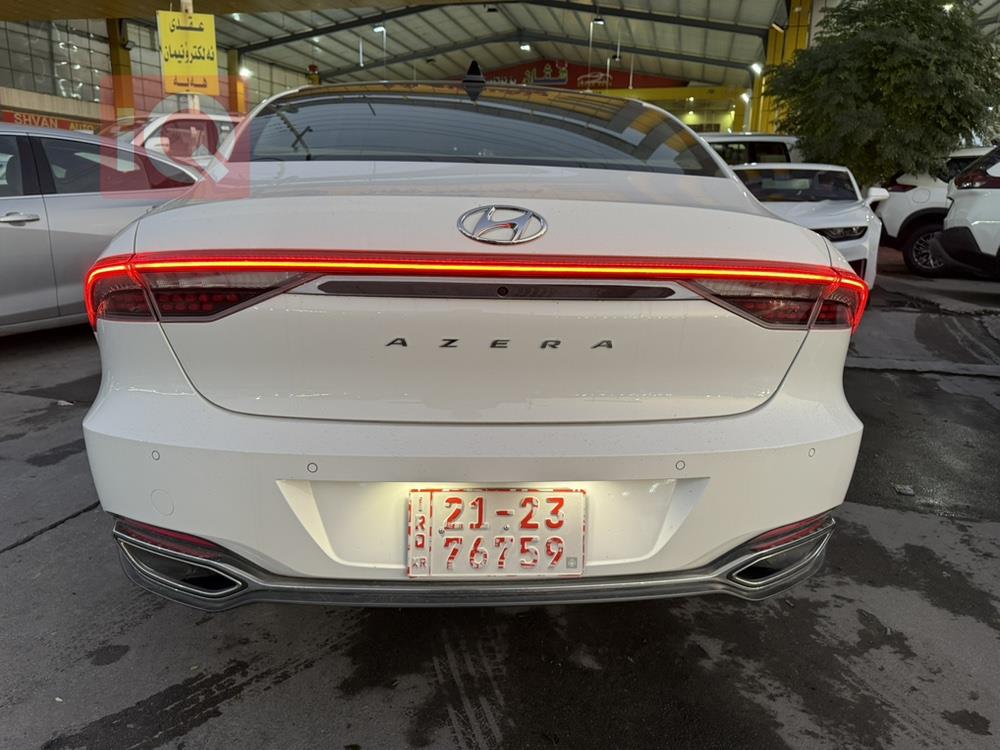 Hyundai Azera